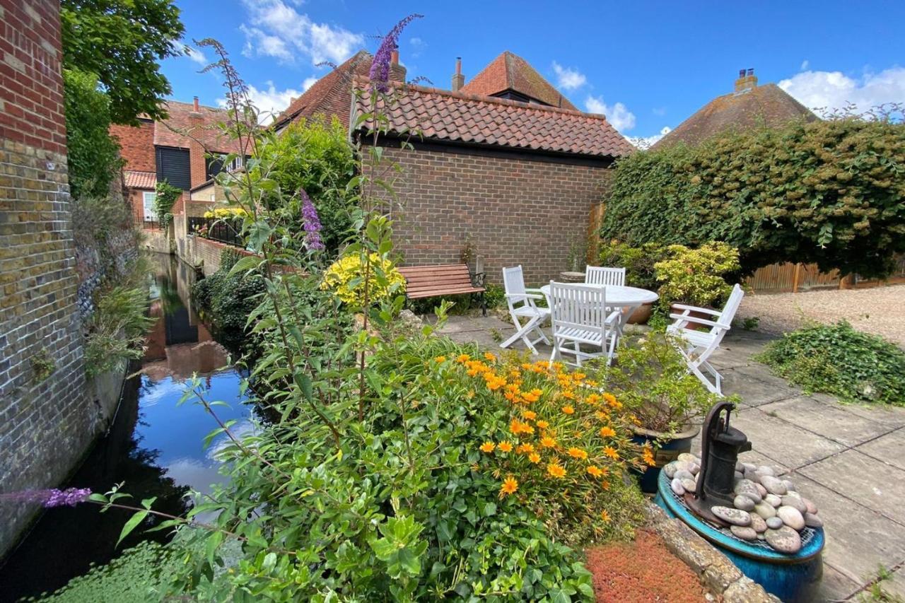 Delf Stream, Close To Town With Lovely Sunny Terrace Sandwich Exterior photo
